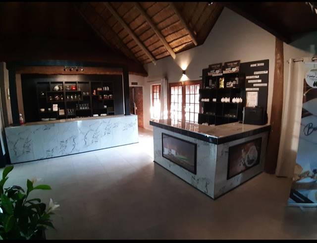 M² LODGE FOR SALE IN ZEERUST